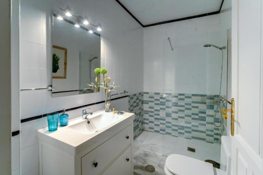 San Pablo Premium Suites Севилья Экстерьер фото